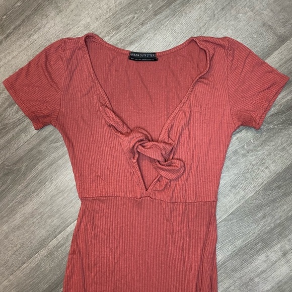Urban Outfitters Short Sleeve Tie Front Bodycon Maxi Dress - Picture 3 of 8